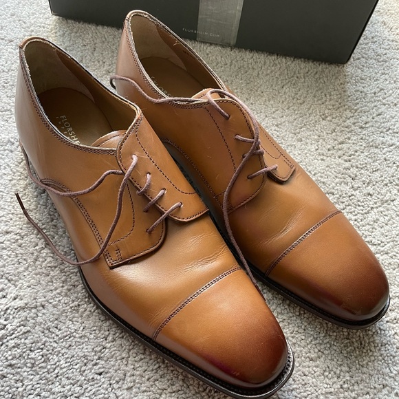 Florsheim Men's Classico Cap Toe Oxford - Picture 1 of 8